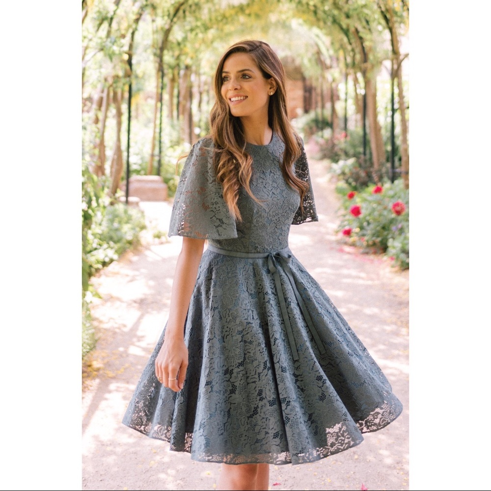 Gal Meets Glam Collection Harper Lace Dress